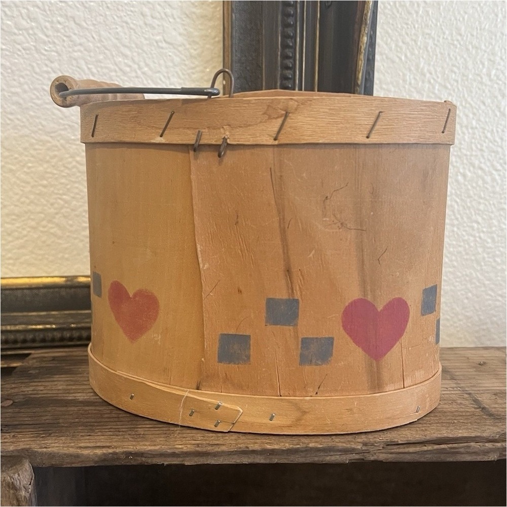 Wooden Storage Basket with Handle, Hearts & Squares Pattern, Country Style